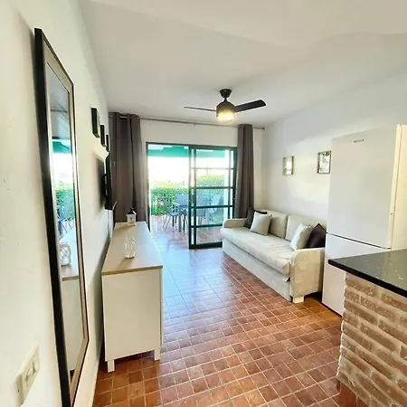 Paradise Sun & Pool * Μασπαλόμας