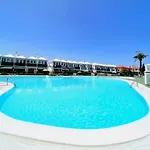 Paradise Sun & Pool Apartmán *